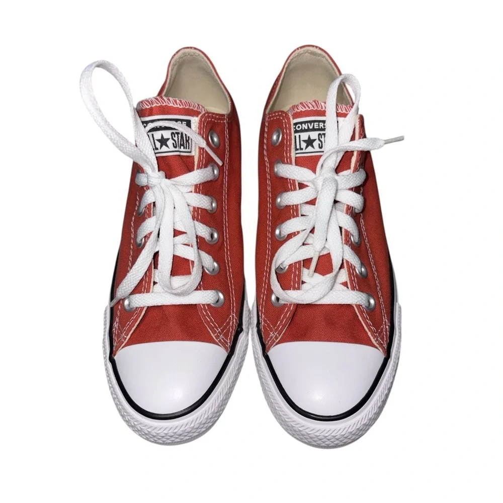 EUC Converse Chunk Taylor All Star Low ‘Seasonal Color Fire Opal’ Women Size 9.5